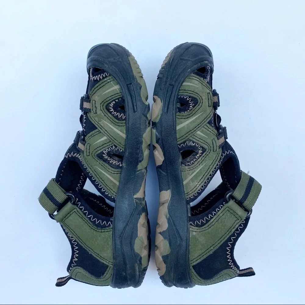 Merrell kid hydro